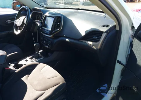 2016 Jeep Cherokee Altitude from USA, damaged, VIN 1C4PJMCS5GW114647